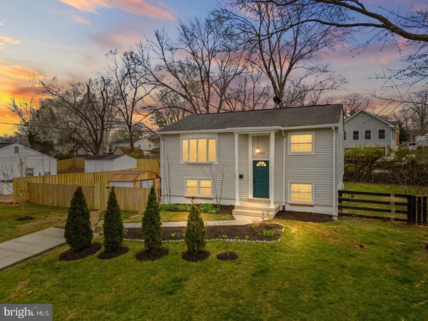 $3,200 | 9521 Salem Street, Manassas, VA 20110