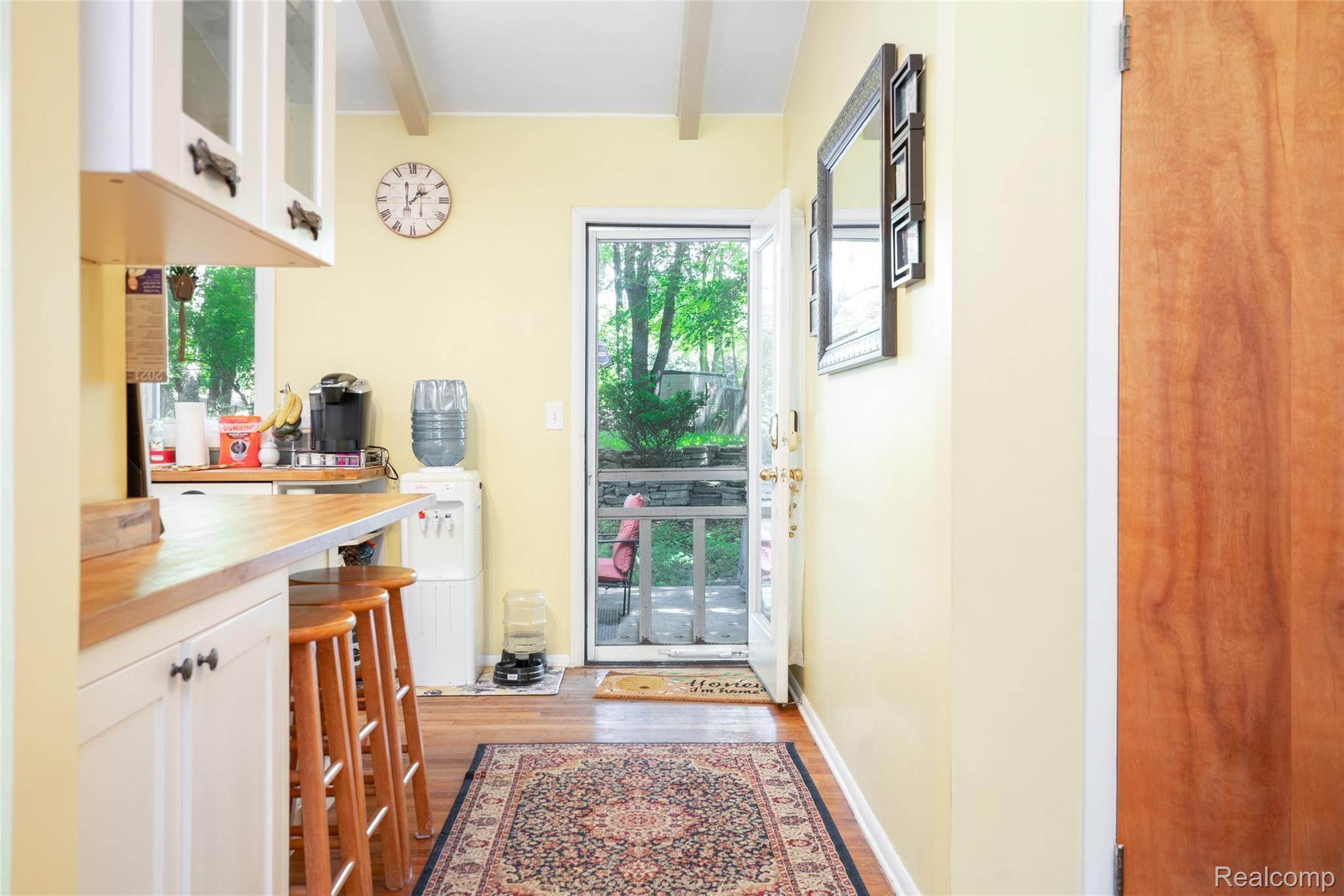 4326 Edmore Road Waterford, MI 48329 - Photo 10 of 26 MLS-14.jpg