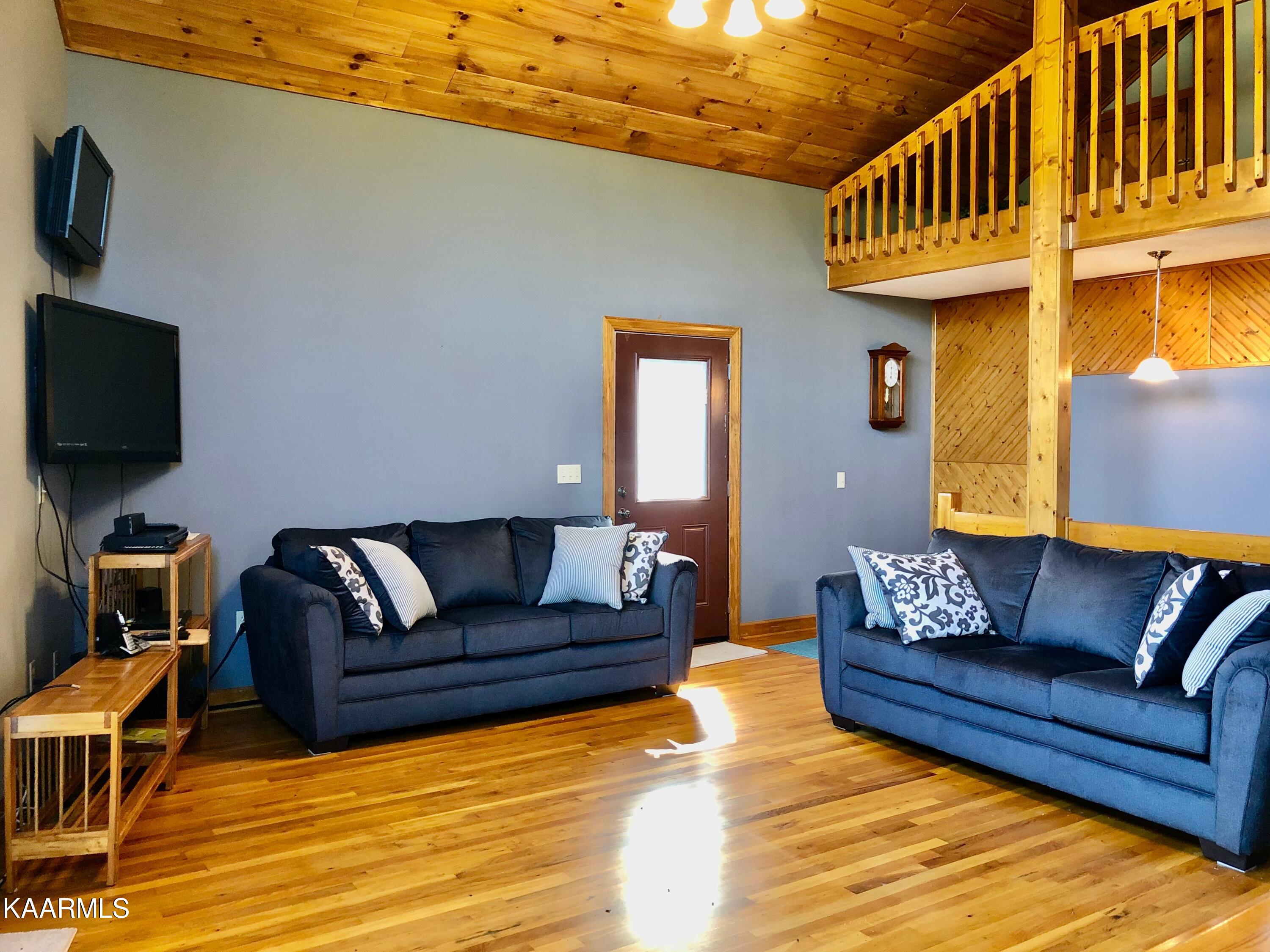 208 Bug Hole Road Cumberland Gap, TN 37724 - Photo 24 of 60 31