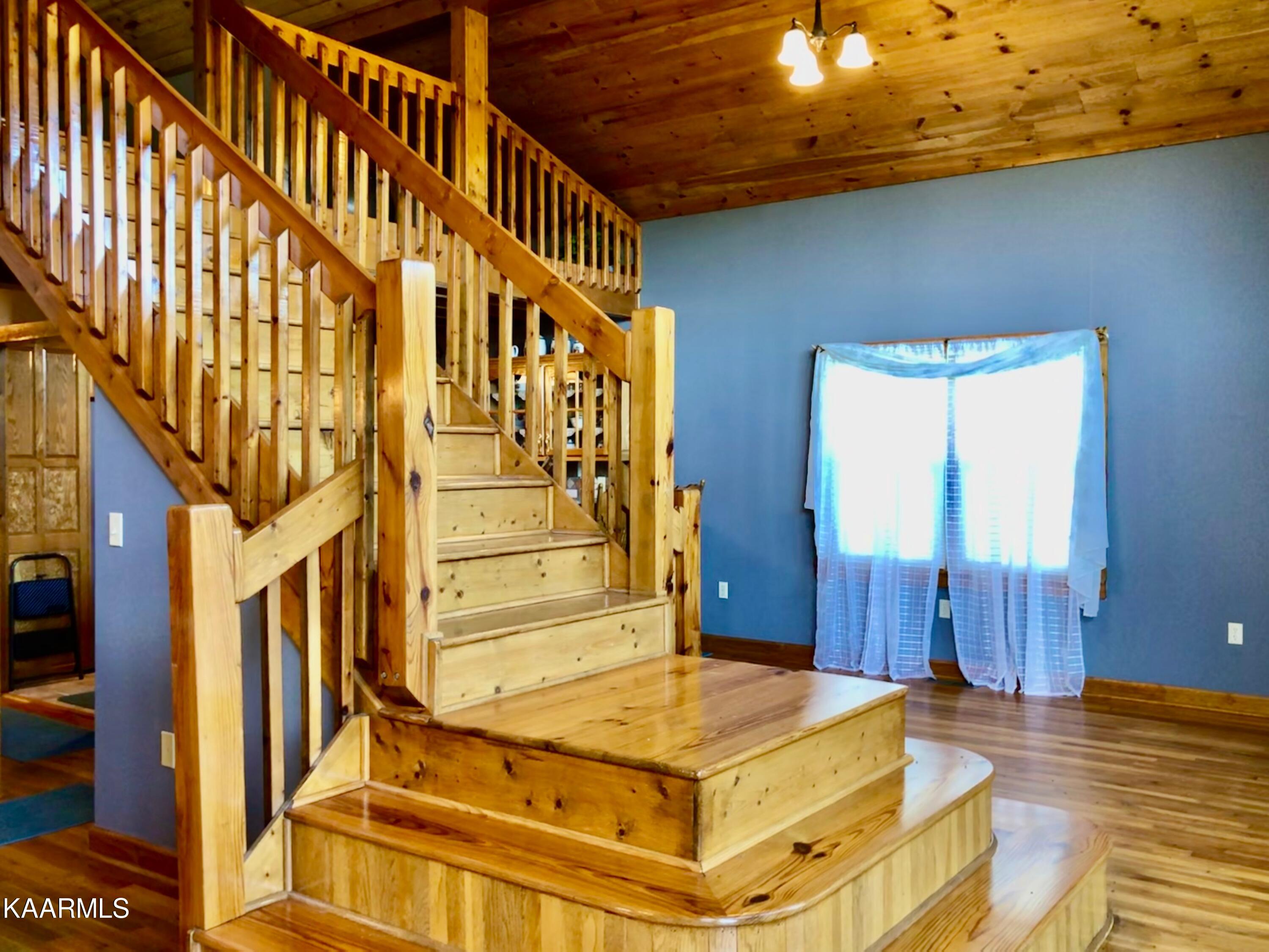 208 Bug Hole Road Cumberland Gap, TN 37724 - Photo 26 of 60 33