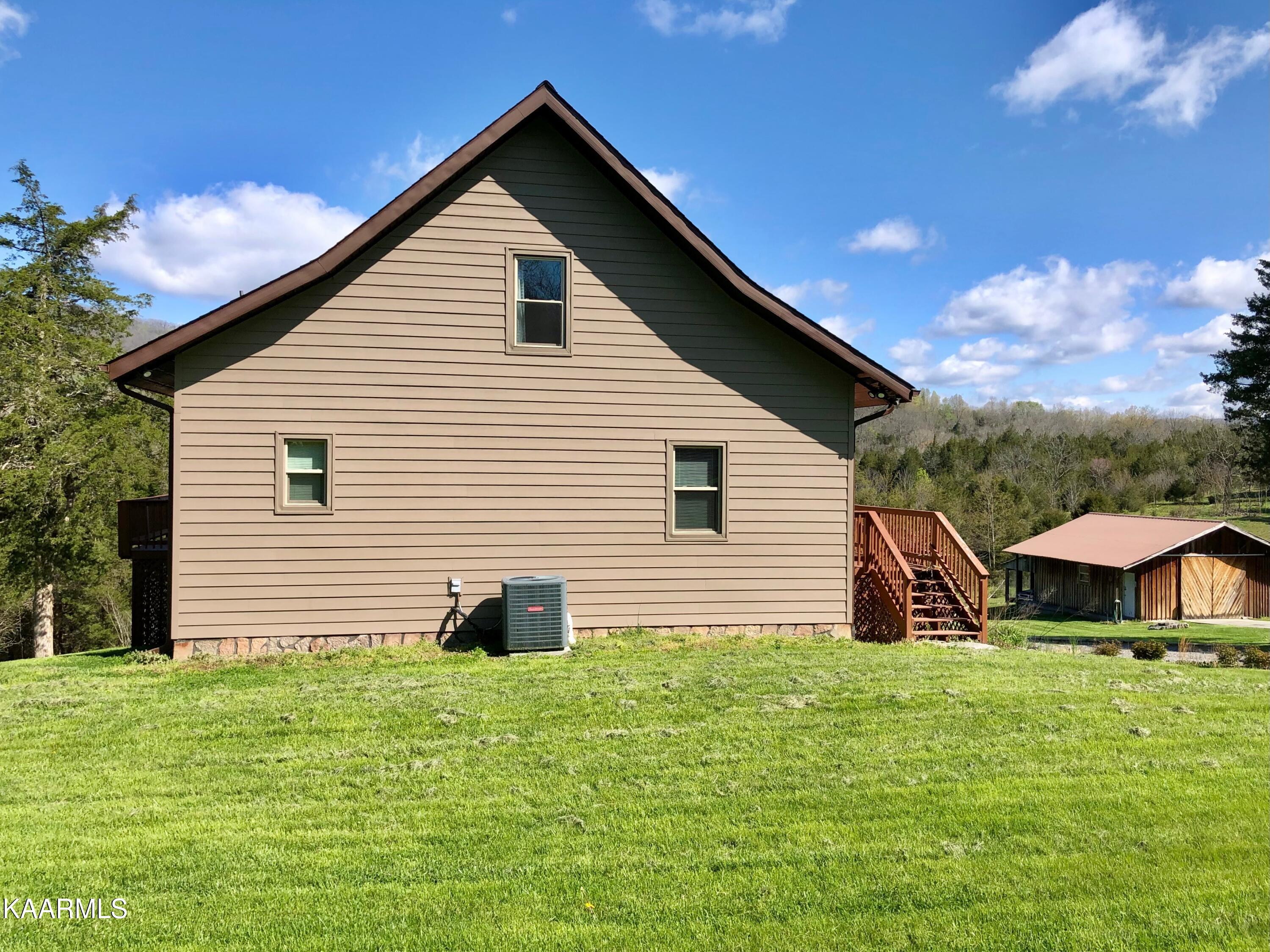 208 Bug Hole Road Cumberland Gap, TN 37724 - Photo 4 of 60 6