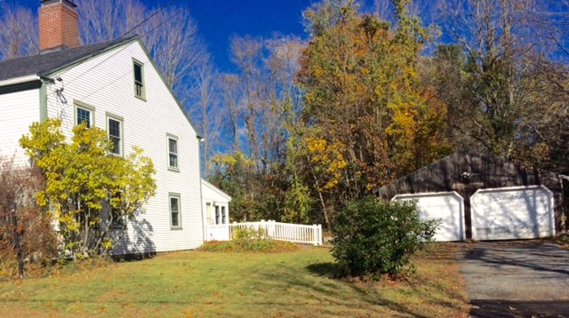 50 North Shore Road Derry, NH 03038 - Photo 4 of 12