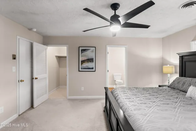 $334,500 | 114 West Murray Street, Wallace, NC 28466