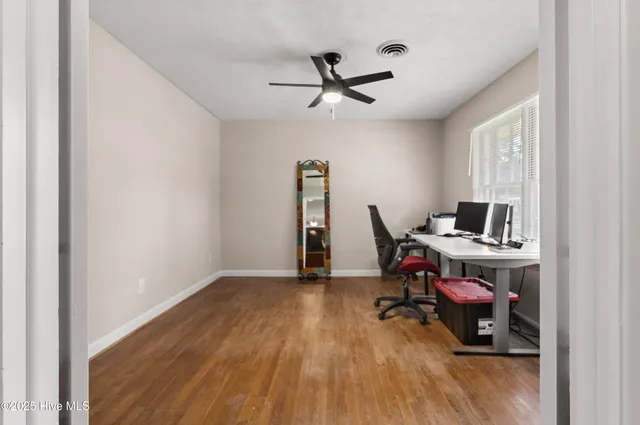 $334,500 | 114 West Murray Street, Wallace, NC 28466