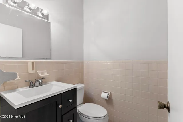 $334,500 | 114 West Murray Street, Wallace, NC 28466