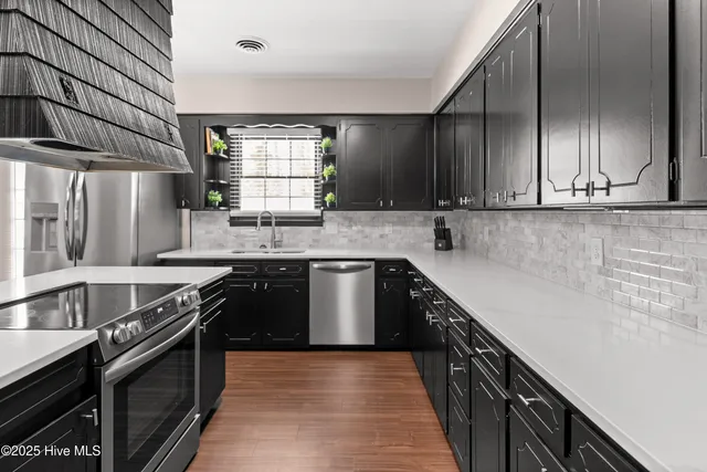 $334,500 | 114 West Murray Street, Wallace, NC 28466