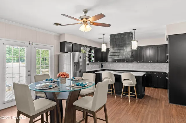 $334,500 | 114 West Murray Street, Wallace, NC 28466