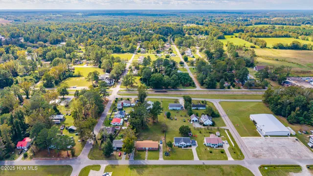 $334,500 | 114 West Murray Street, Wallace, NC 28466