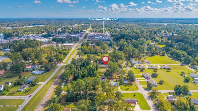 $334,500 | 114 West Murray Street, Wallace, NC 28466