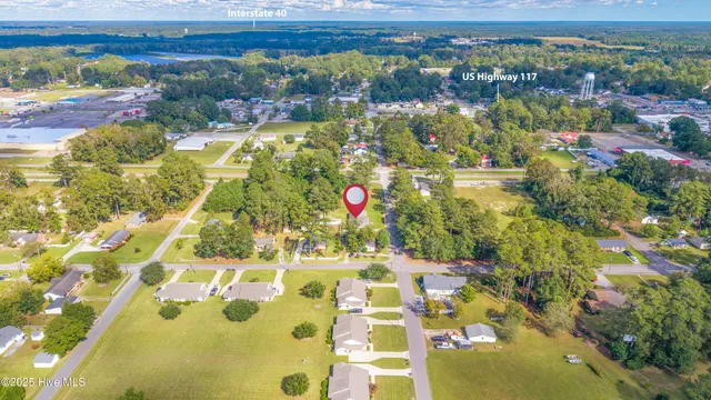 $334,500 | 114 West Murray Street, Wallace, NC 28466