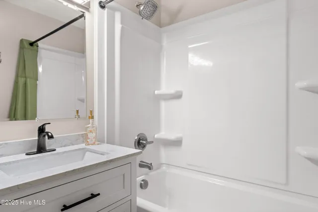 $334,500 | 114 West Murray Street, Wallace, NC 28466