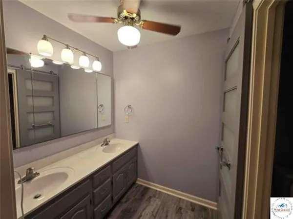 $247,500 | 1006 East Palmer Place, Clinton, MO 64735