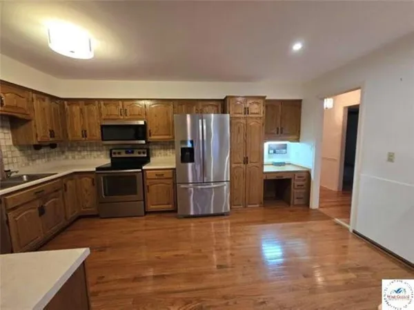 $247,500 | 1006 East Palmer Place, Clinton, MO 64735