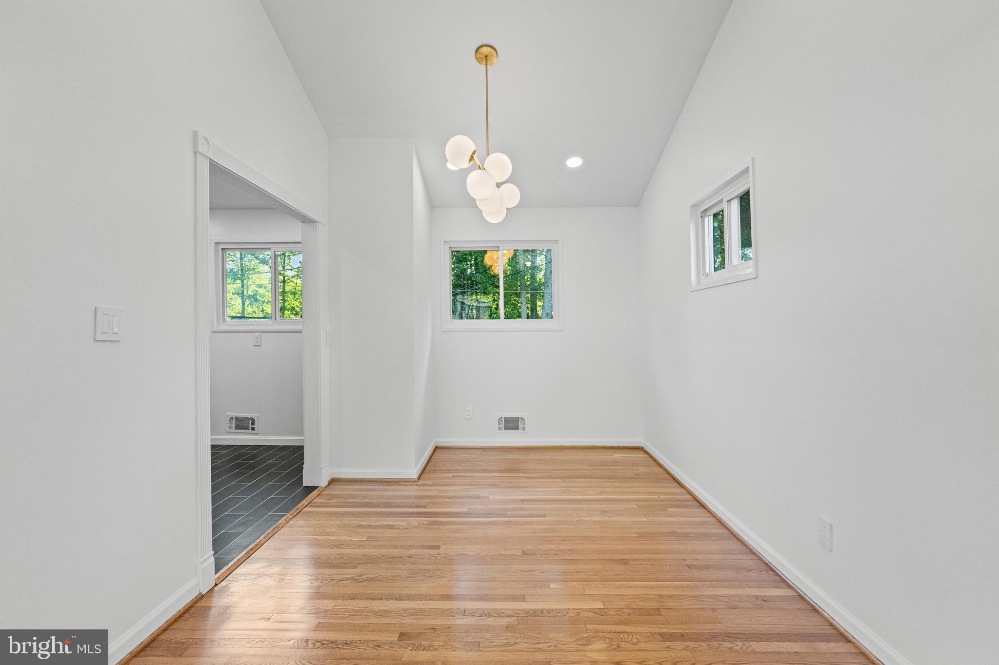 3311 Southgreen Road Baltimore, MD 21244 - Photo 8 of 34