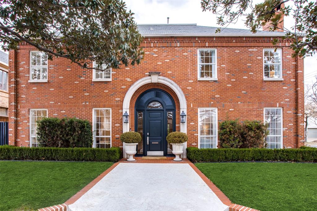 4200 Stanhope Street University Park, TX 75205 - Photo 1 of 1 a front view of a house with garden