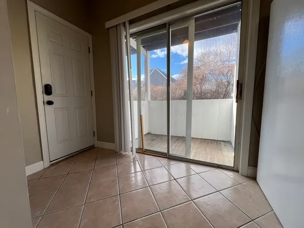 $3,400 | 132 Buttonwood Street, Unit 1, Boston, MA 02125