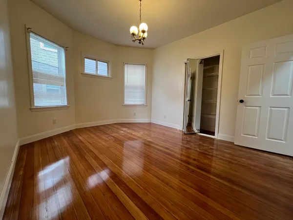 $3,400 | 132 Buttonwood Street, Unit 1, Boston, MA 02125