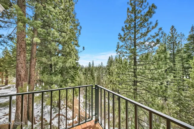 $1,388,000 | 941 Miners Ridge Court, Unit 4, Incline Village, NV 89451