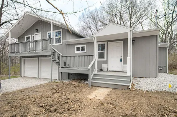 $249,000 | 6000 Northeast 52nd Street, Kansas City, MO 64119