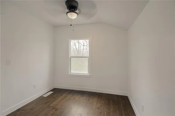$249,000 | 6000 Northeast 52nd Street, Kansas City, MO 64119