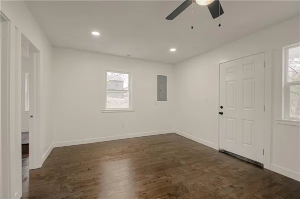 $249,000 | 6000 Northeast 52nd Street, Kansas City, MO 64119