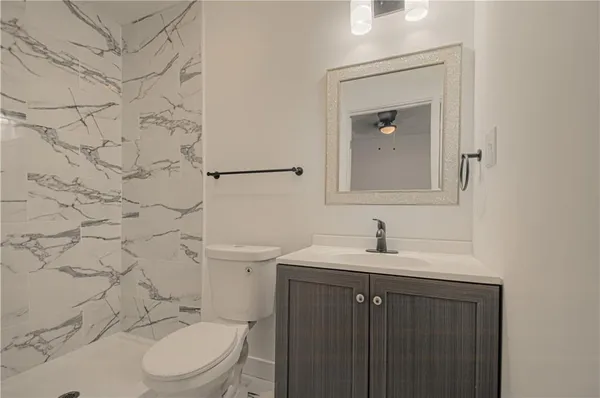 $249,000 | 6000 Northeast 52nd Street, Kansas City, MO 64119