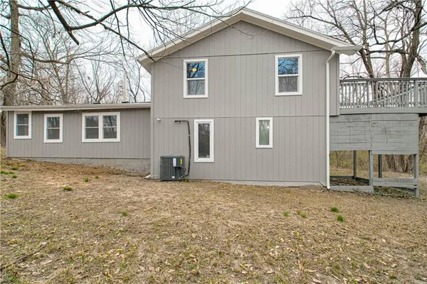 $249,000 | 6000 Northeast 52nd Street, Kansas City, MO 64119