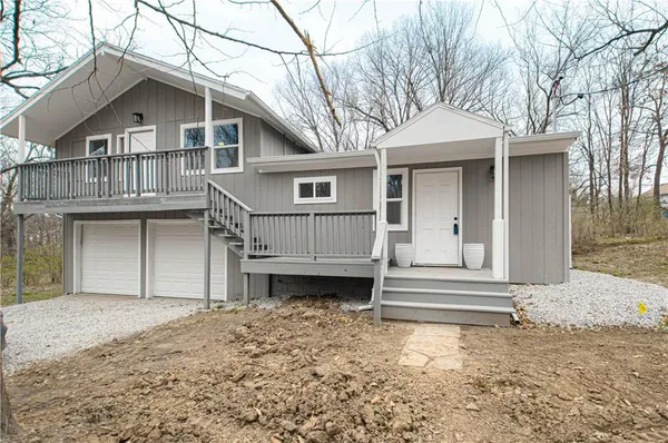 $249,000 | 6000 Northeast 52nd Street, Kansas City, MO 64119