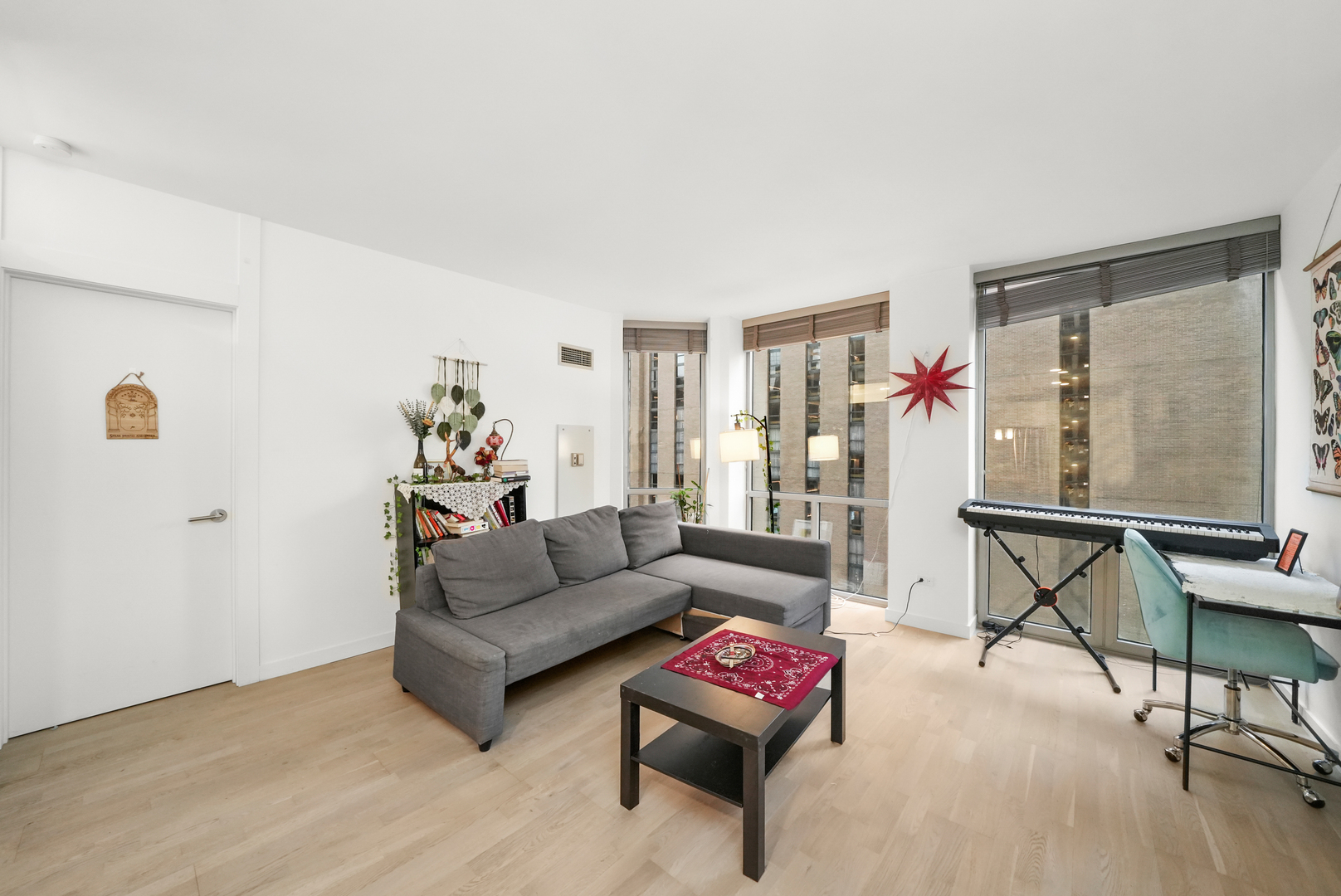 222 North Columbus Drive, Unit 1806 Chicago, IL 60601 - Photo 11 of 29 Gallery Image 11