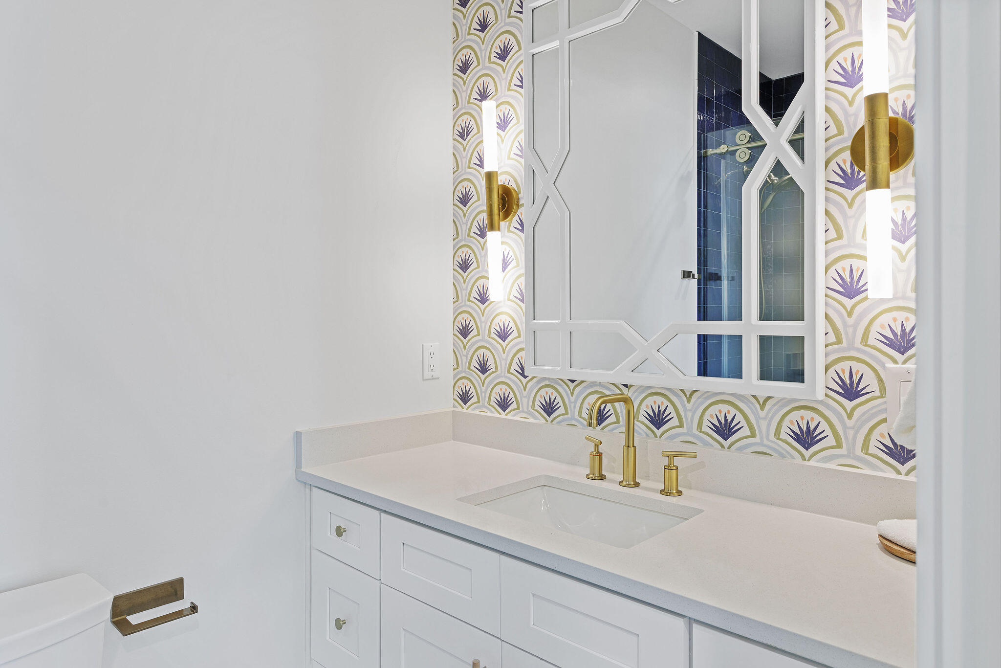 158 Brown Street Santa Rosa Beach, FL 32459 - Photo 29 of 46 a bathroom with a sink and a mirror