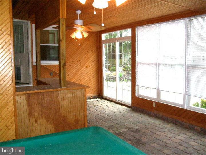 1198 Clayton Road Williamstown, NJ 08094 - Photo 12 of 18 Family Room