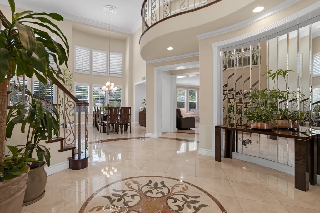 20333 Vía Cellini Porter Ranch, CA 91326 - Photo 11 of 66