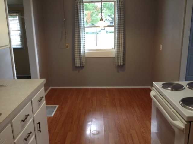1322 Hill Street Rochester, IN 46975 - Photo 11 of 18