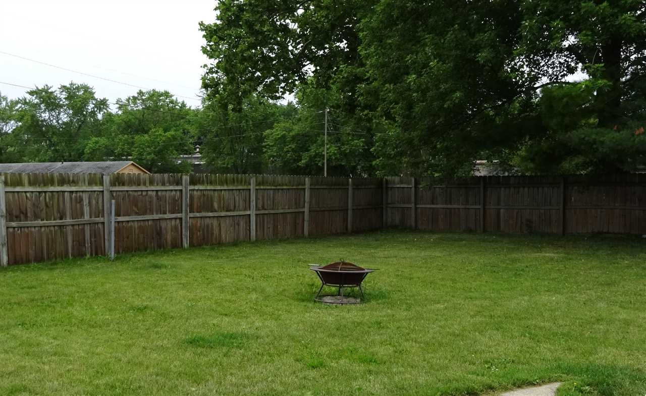 1322 Hill Street Rochester, IN 46975 - Photo 15 of 18