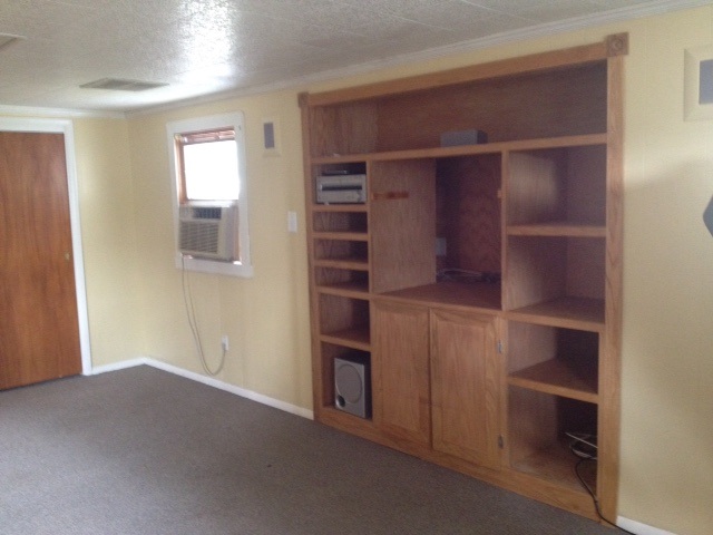 1322 Hill Street Rochester, IN 46975 - Photo 7 of 18