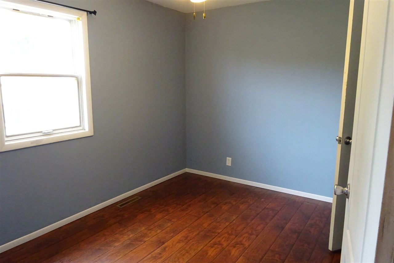 1322 Hill Street Rochester, IN 46975 - Photo 9 of 18