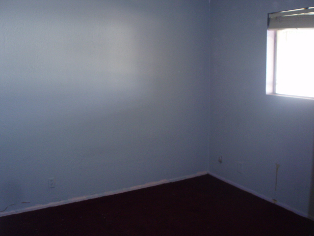 4756 East Apollo Road Phoenix, AZ 85042 - Photo 10 of 11 Bedroom 3