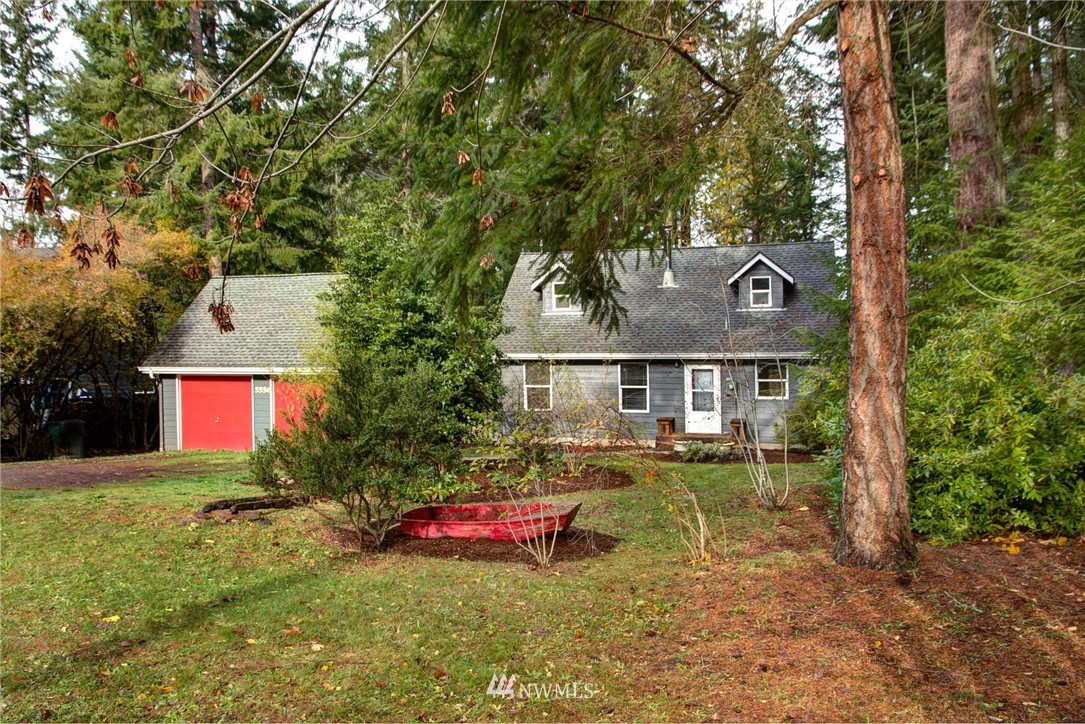 5556 Northeast Foster Road Bainbridge Island, WA 98110 - Photo 2 of 22 Gallery Image 2
