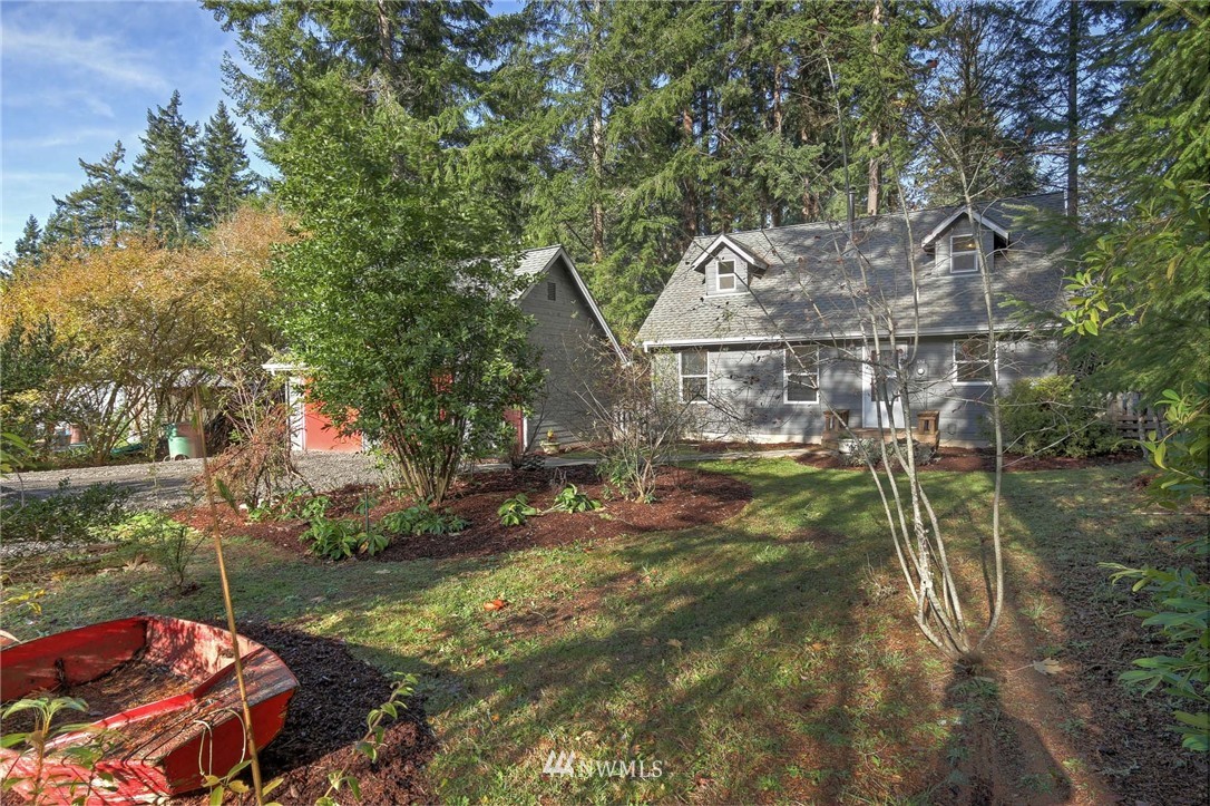 5556 Northeast Foster Road Bainbridge Island, WA 98110 - Photo 19 of 22 Gallery Image 19