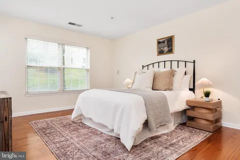 $385,000 | 5824 Wyndham Circle, Unit 102, Columbia, MD 21044