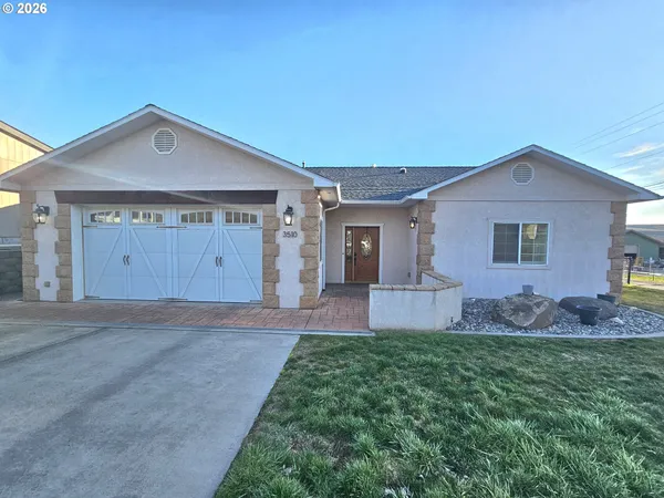 $414,999 | 3510 Northeast King Place, Pendleton, OR 97801