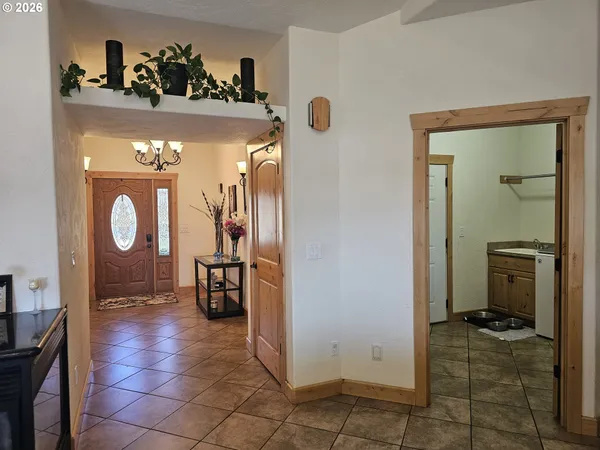 $414,999 | 3510 Northeast King Place, Pendleton, OR 97801