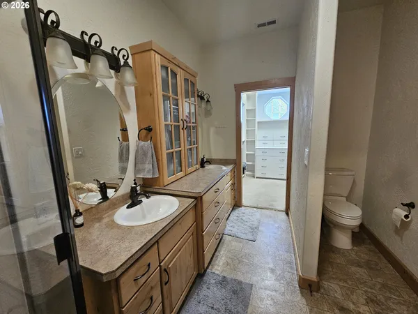 $414,999 | 3510 Northeast King Place, Pendleton, OR 97801