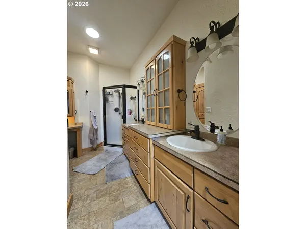 $414,999 | 3510 Northeast King Place, Pendleton, OR 97801