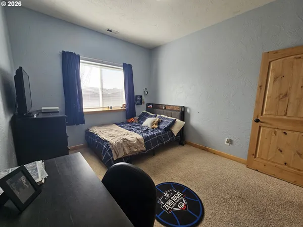 $414,999 | 3510 Northeast King Place, Pendleton, OR 97801