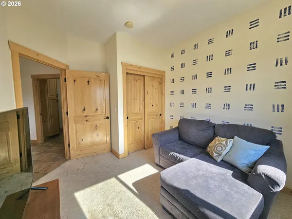 $414,999 | 3510 Northeast King Place, Pendleton, OR 97801