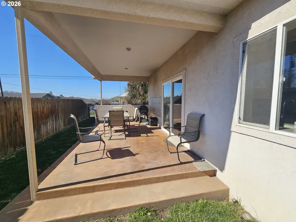 $414,999 | 3510 Northeast King Place, Pendleton, OR 97801