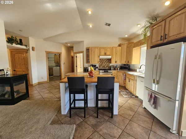 $414,999 | 3510 Northeast King Place, Pendleton, OR 97801