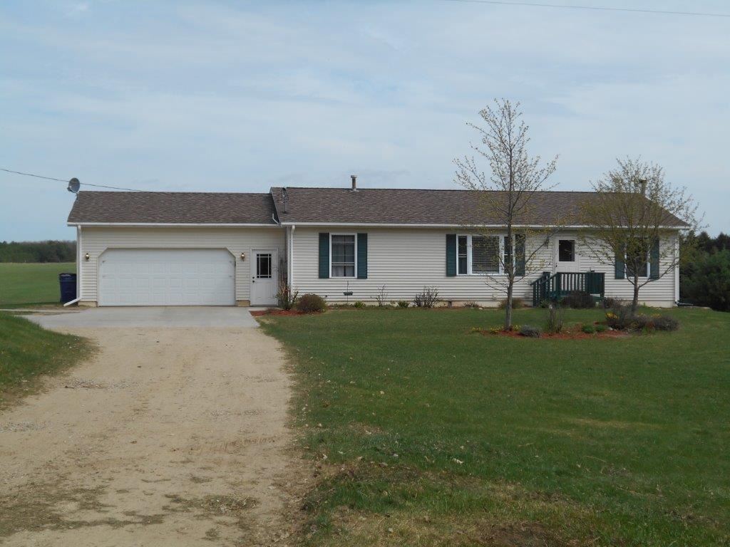 1847 East 24 Road Cadillac, MI 49601 - Photo 28 of 49 1794329-27.JPG