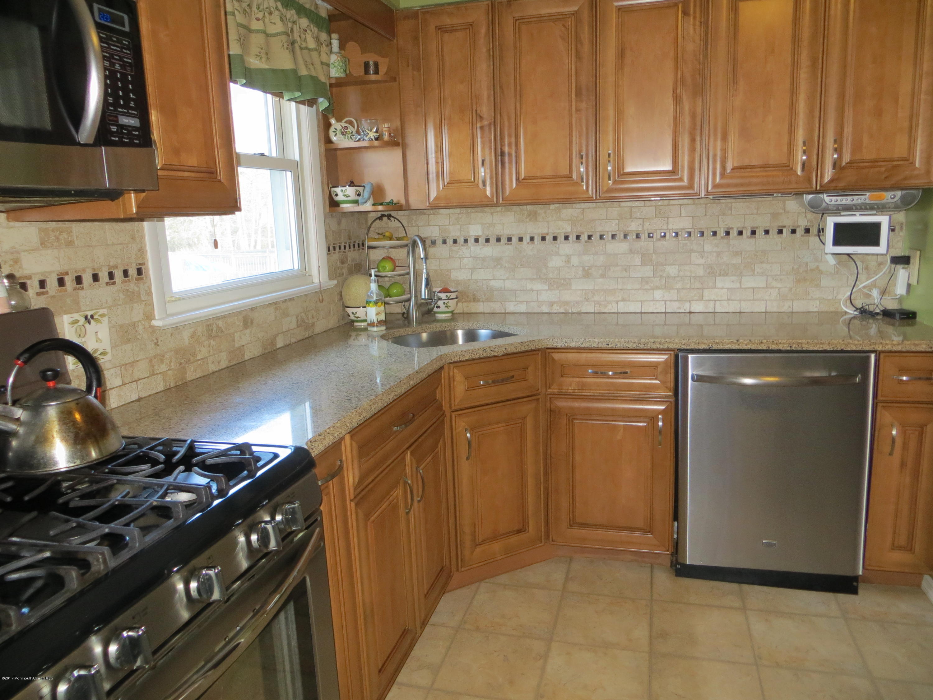331 Eastham Road Point Pleasant, NJ 08742 - Photo 12 of 22 076